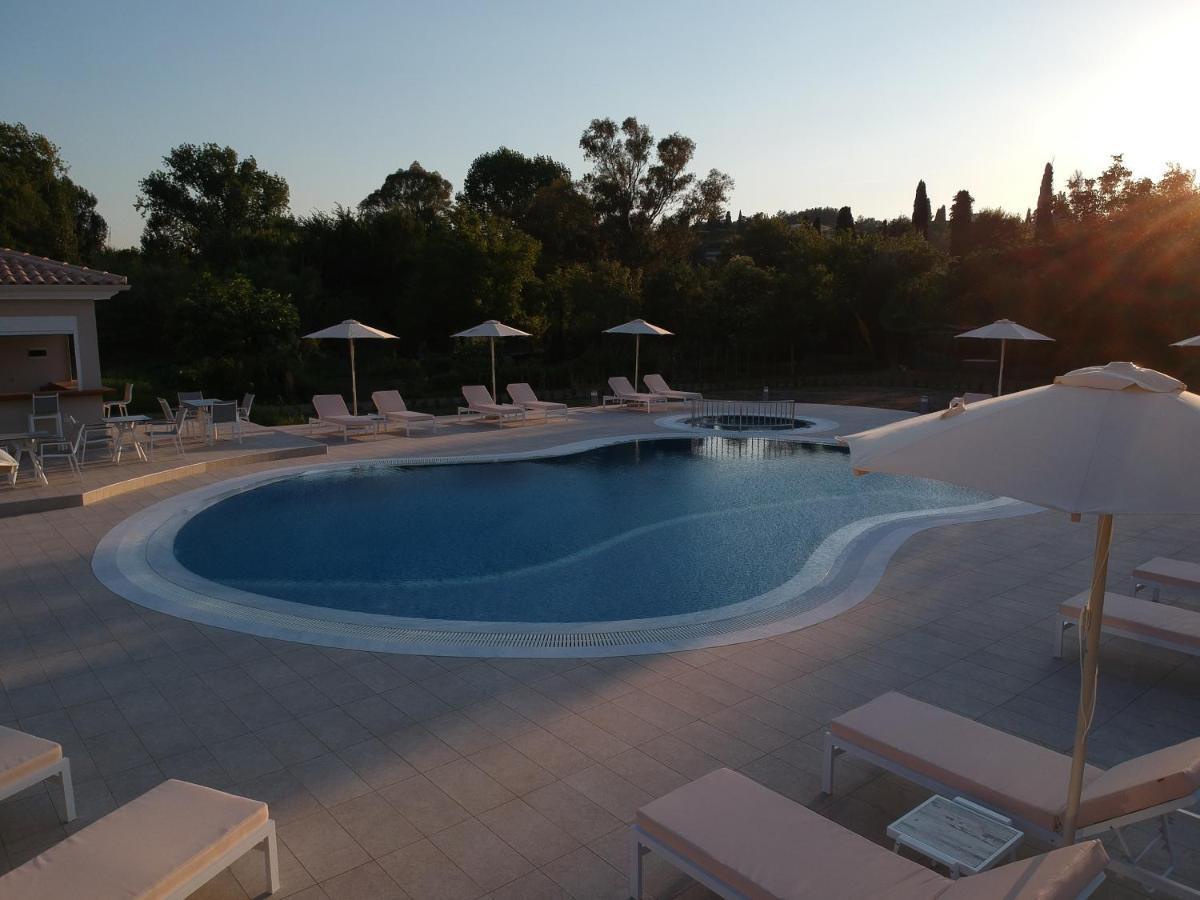 Santos Holidays Dassia  Exterior photo